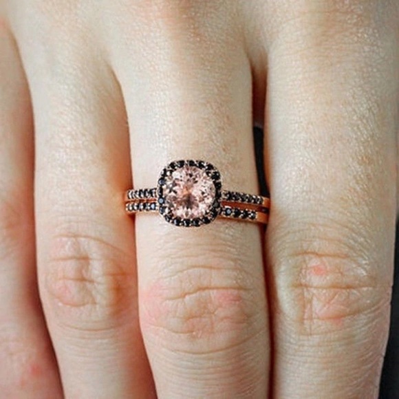 💕Gorgeous rose gold ring - Picture 5 of 5